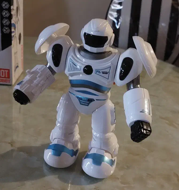 فروش ربات سوپر هیرو|اسباب‌‌بازی|بابلسر, |دیوار