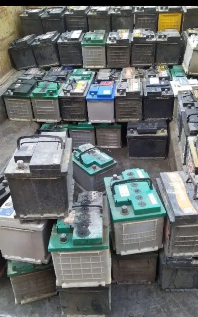 باطری تریلی۲۰۰امپروکامیون۱۵۰امپر استوک باضمانت|قطعات یدکی و لوازم جانبی|مشهد, رباط طرق|دیوار