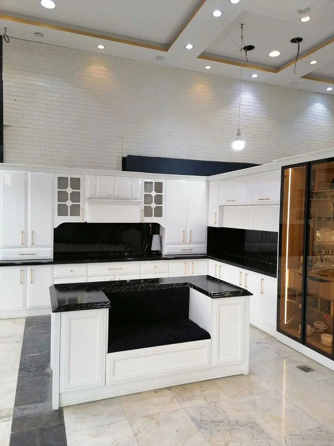 کابینت نئوکلاسیک سفارشی و آماده|خدمات پیشه و مهارت|چهاردانگه (تهران), |دیوار