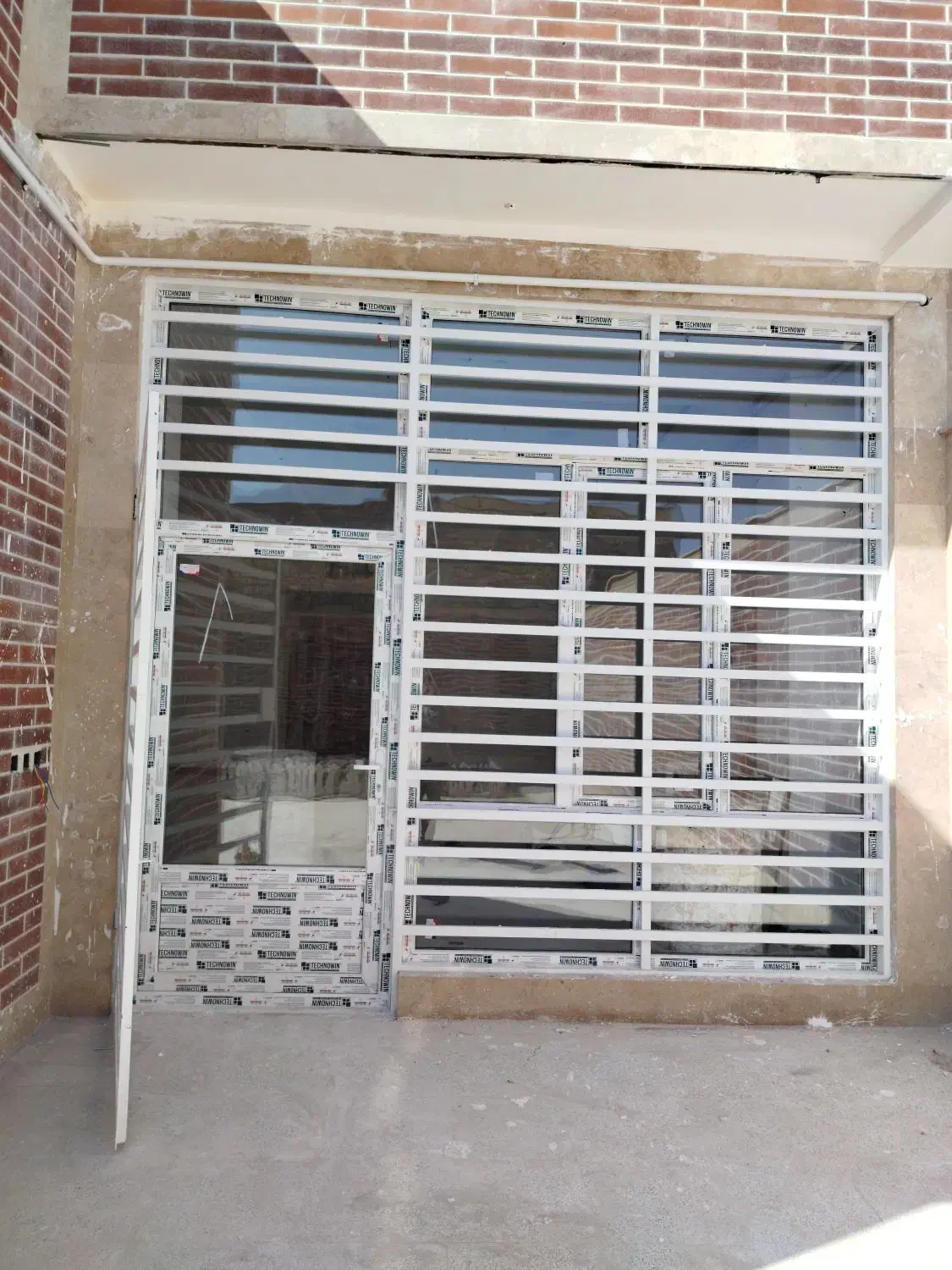 تولید درب و پنجره دوجداره آلومینیوم وUPVC واقساط|خدمات پیشه و مهارت|رفسنجان, |دیوار