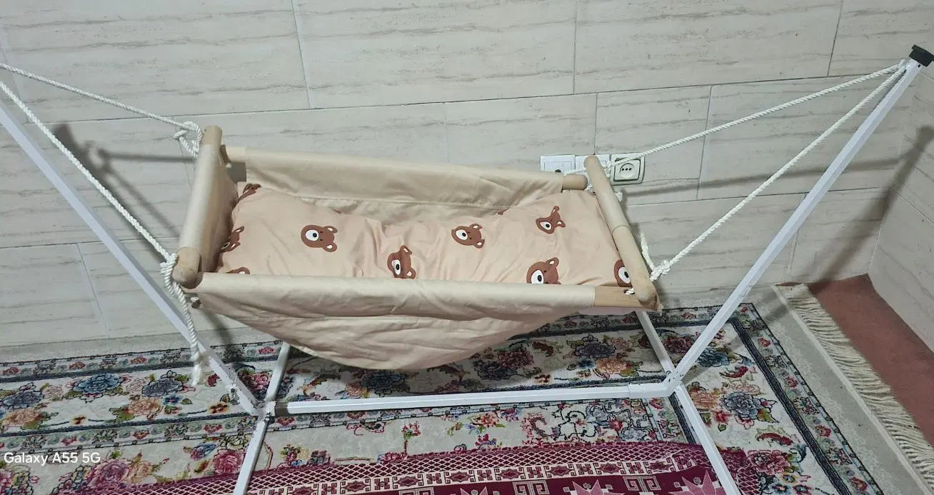 گهواره ننویی جنس خوبه رنگی مدل زبیاست|تخت و صندلی بچه|تهران, پردیسان|دیوار
