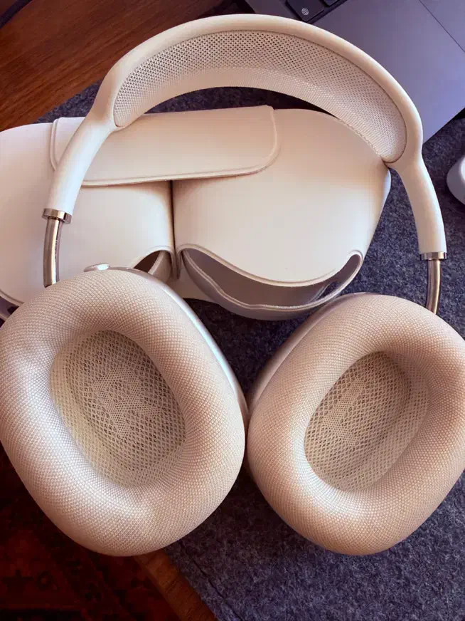 ایرپاد مکس airpod Max|پخش‌کننده همراه|صدرا-فارس, فاز ۱|دیوار
