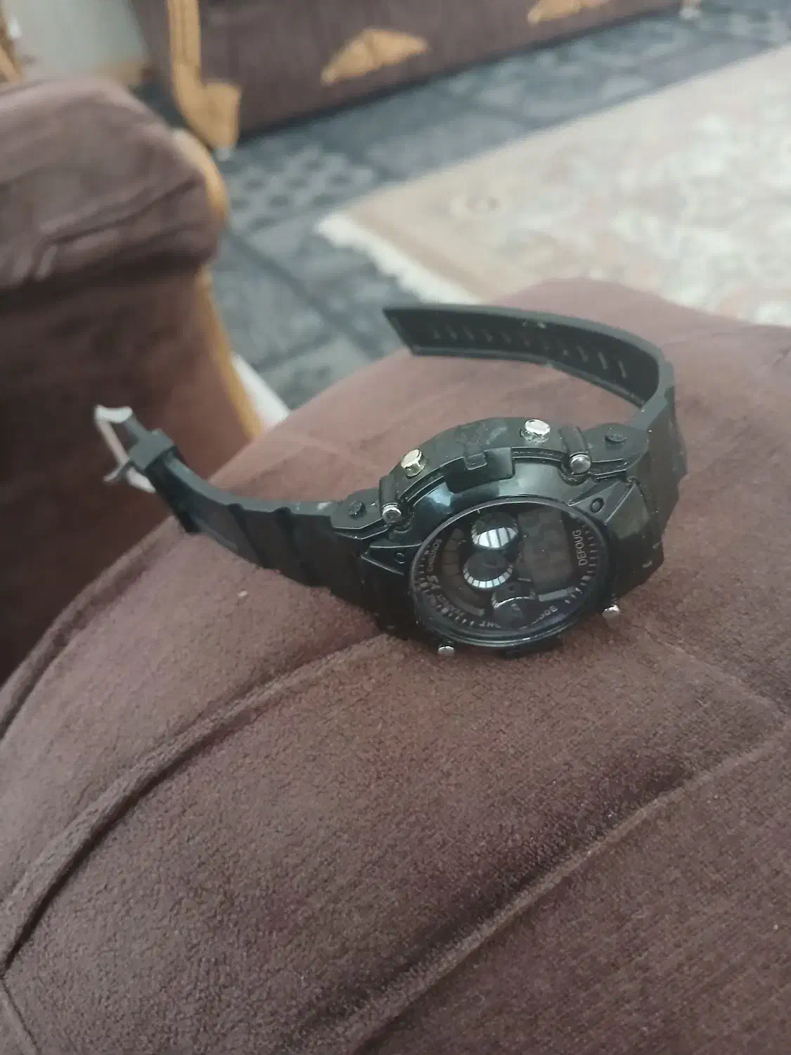 ساعت|ساعت|تربت جام, میان جام|دیوار