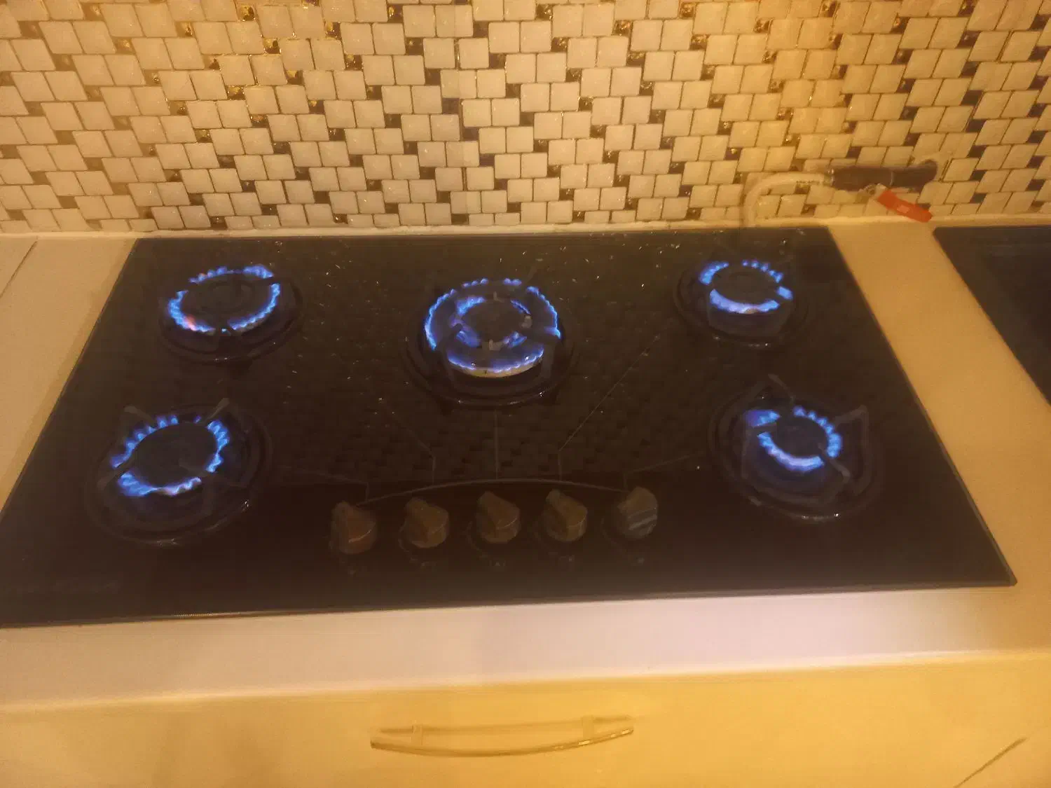 اجاق گاز ۵ شعله و باربیکیو|اجاق گاز و لوازم برقی پخت‌وپز|کرج, کوی زنبق|دیوار