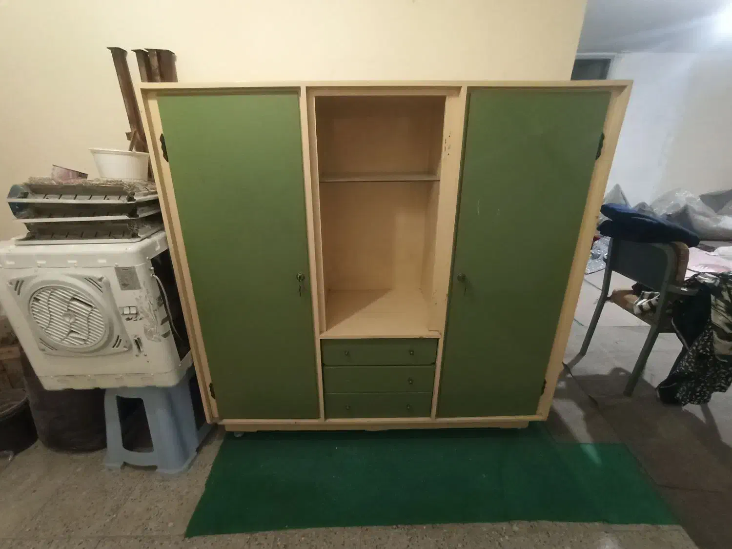 کمد|جاکفشی، کمد، دراور|ملایر, |دیوار