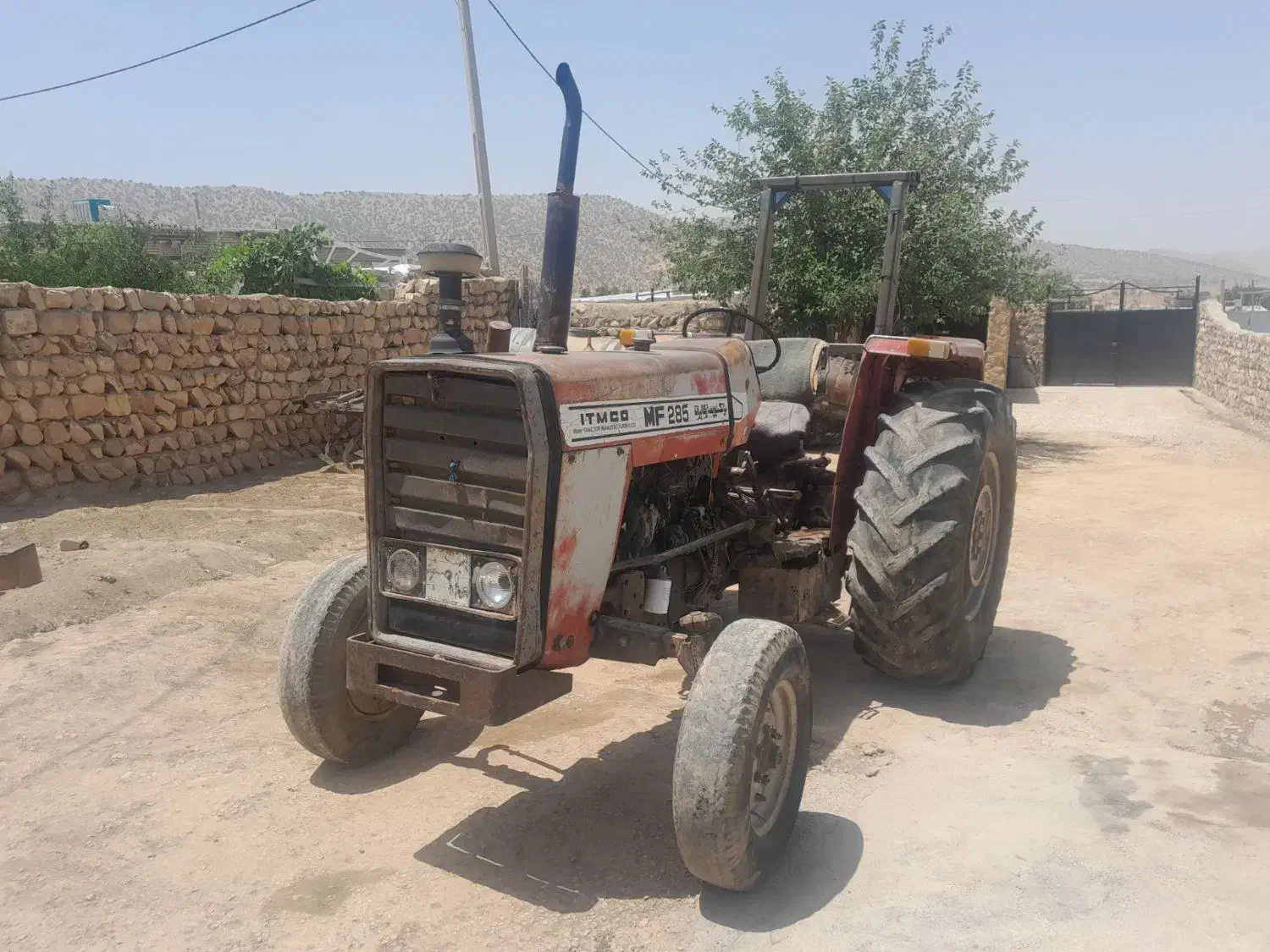 تراکتور ۲۸۵مدل ۷۵|خودرو سنگین|اسلامآباد غرب, |دیوار