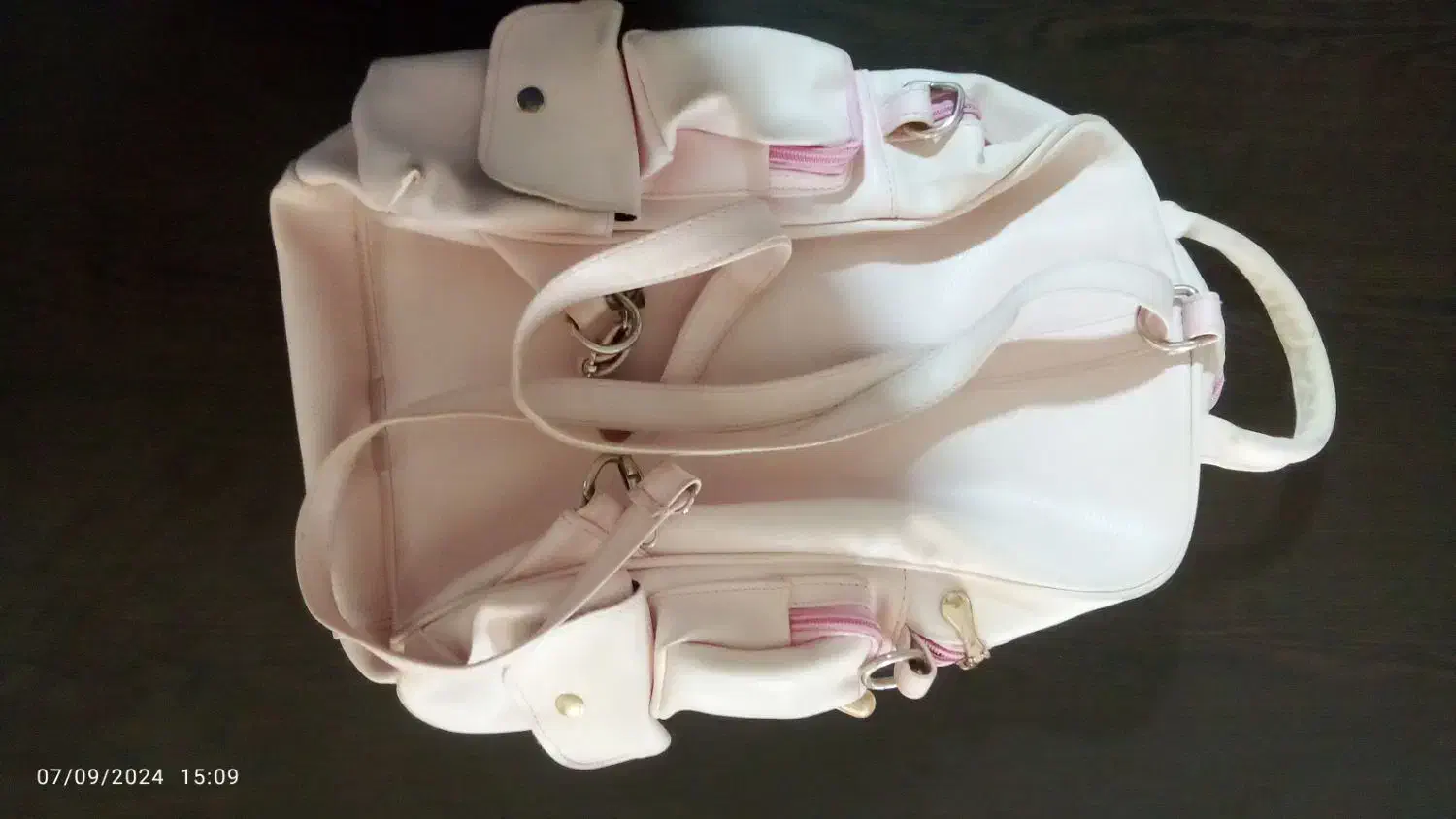 انواع کیف|کیف، کفش، کمربند|اندیشه, اندیشه فاز ۱|دیوار