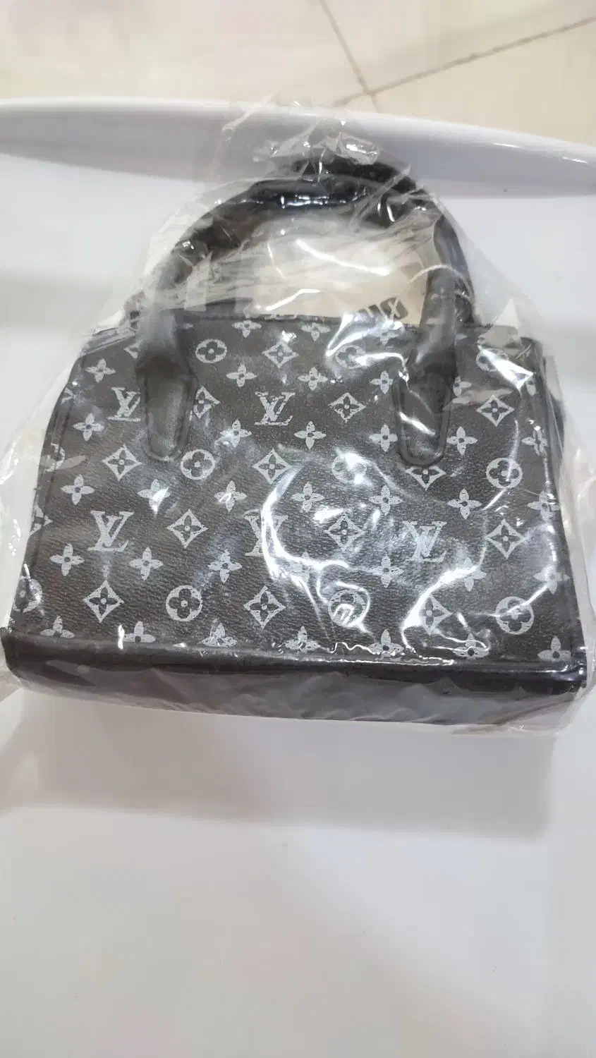 کیف های دوشی نو جنس خوب فقط ۱۵۰|کیف، کفش، کمربند|رامهرمز, |دیوار