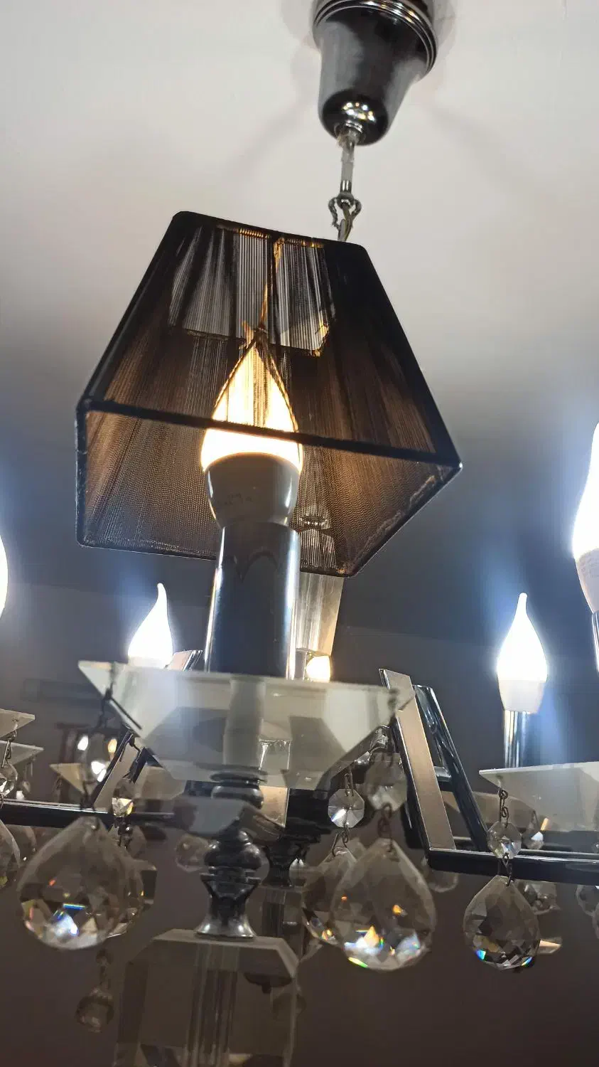 لوستر ۸ شعله|لوستر و چراغ آویز|گلبهار, شهر جدید گلبهار|دیوار