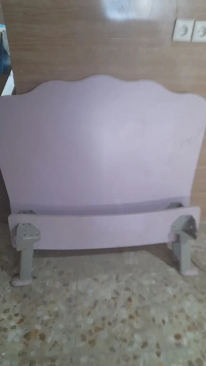 میز و صندلی کودک و میز و تخت همه با هم یک میلیون|تخت و صندلی بچه|برازجان, |دیوار