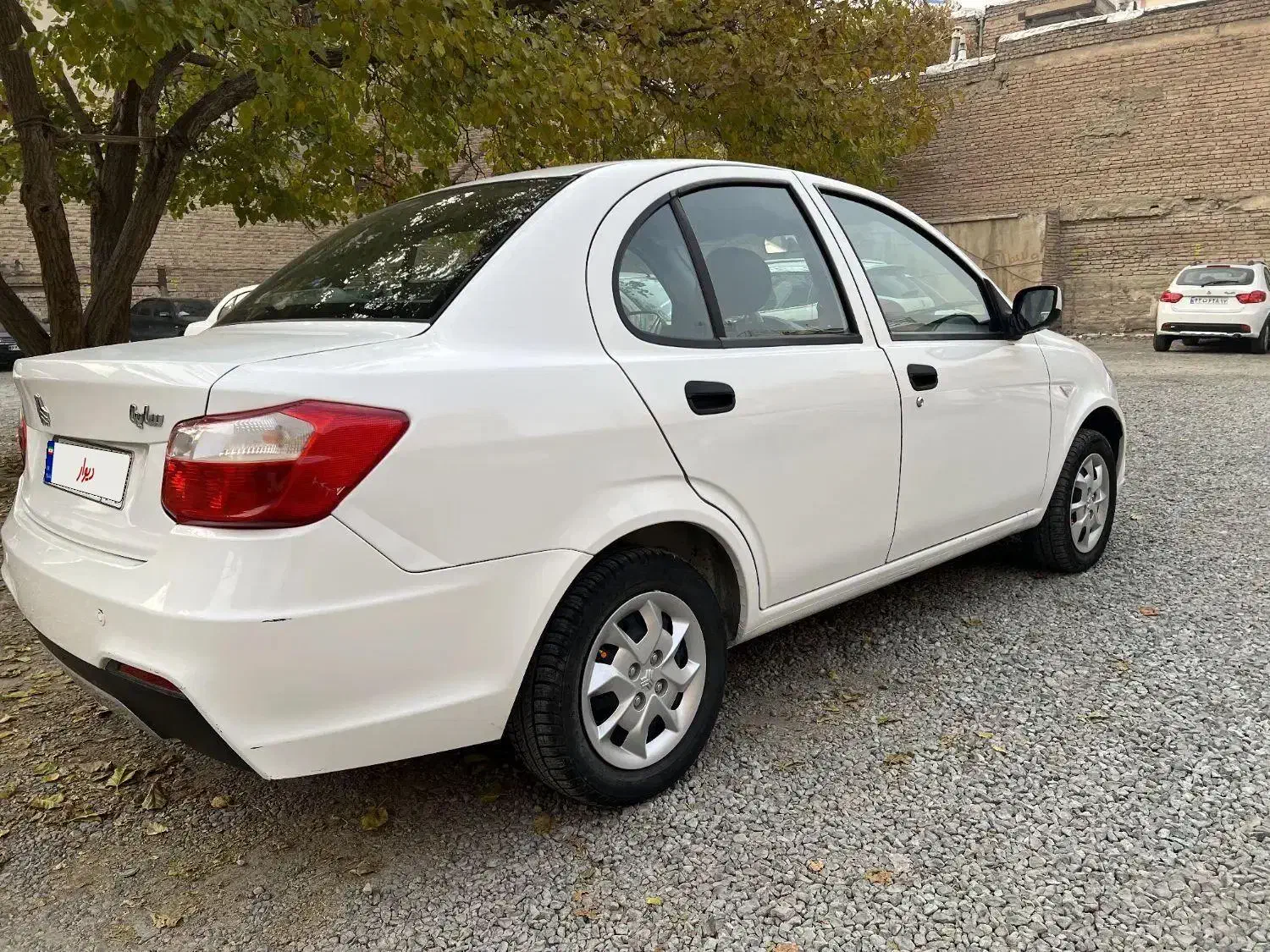 ساینا s1401گارانتی فعال بدون رنگ کم کار|خودرو سواری و وانت|ارومیه, |دیوار