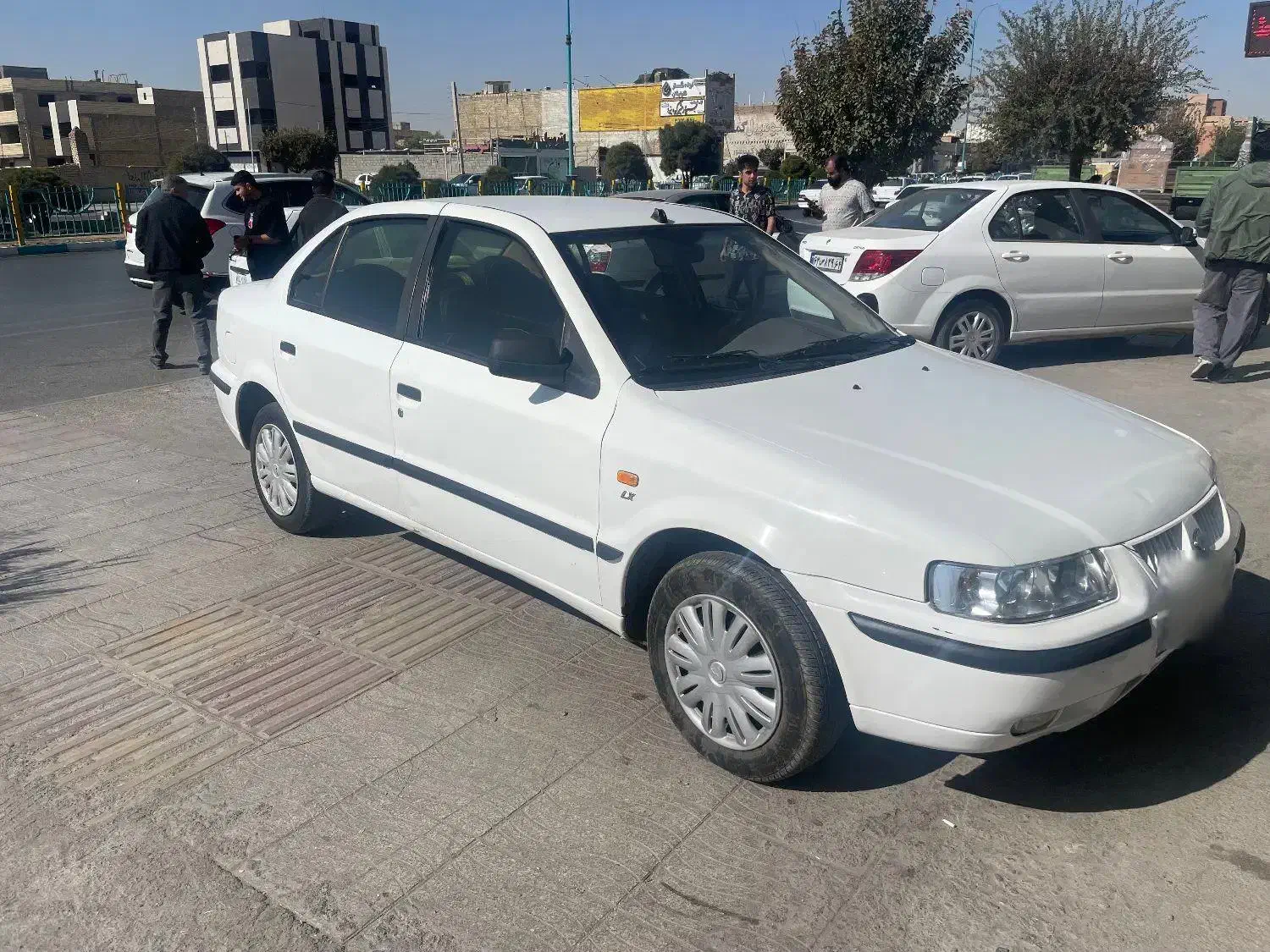 سمند سفید مدل 93 ef7|خودرو سواری و وانت|یزد, |دیوار