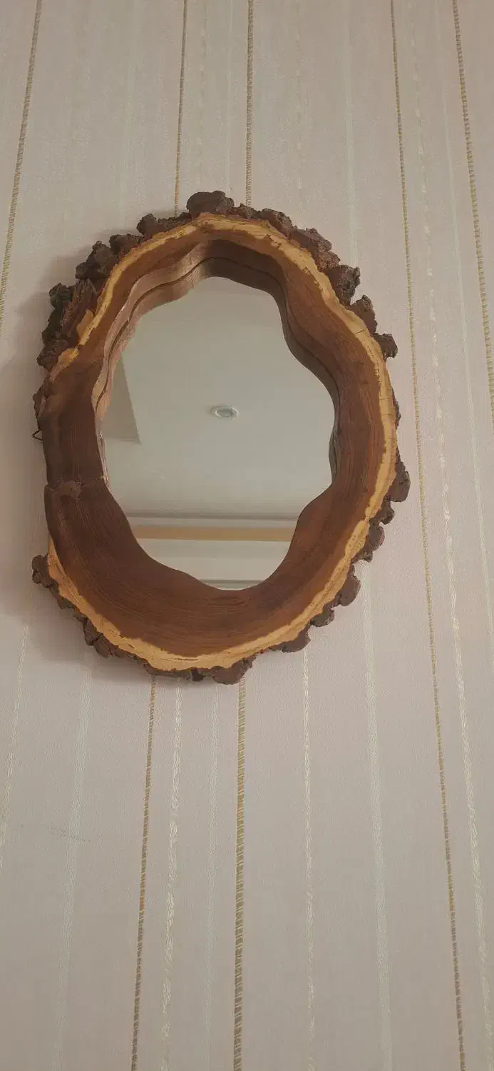 آیینه چوبی|آینه|بیرجند, |دیوار