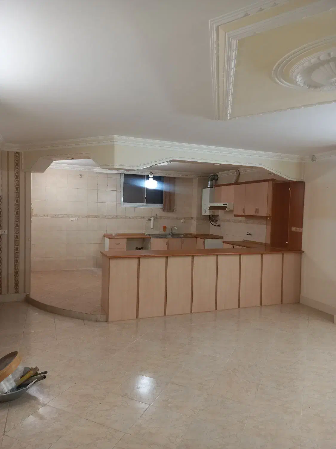 کابینت فلزی نو با درب MDF وهود|آب‌چکان و نظم‌دهنده ظروف|اصفهان, شمس آباد|دیوار