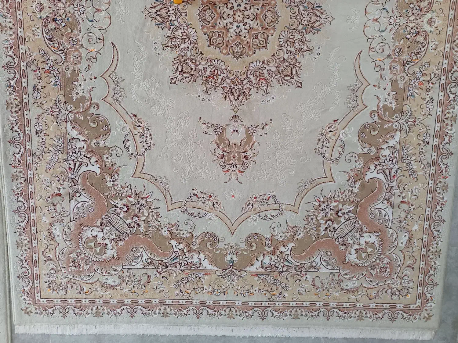 فرش ۶ متری فرهی در حد نو گا برجسته|فرش|ساری, |دیوار