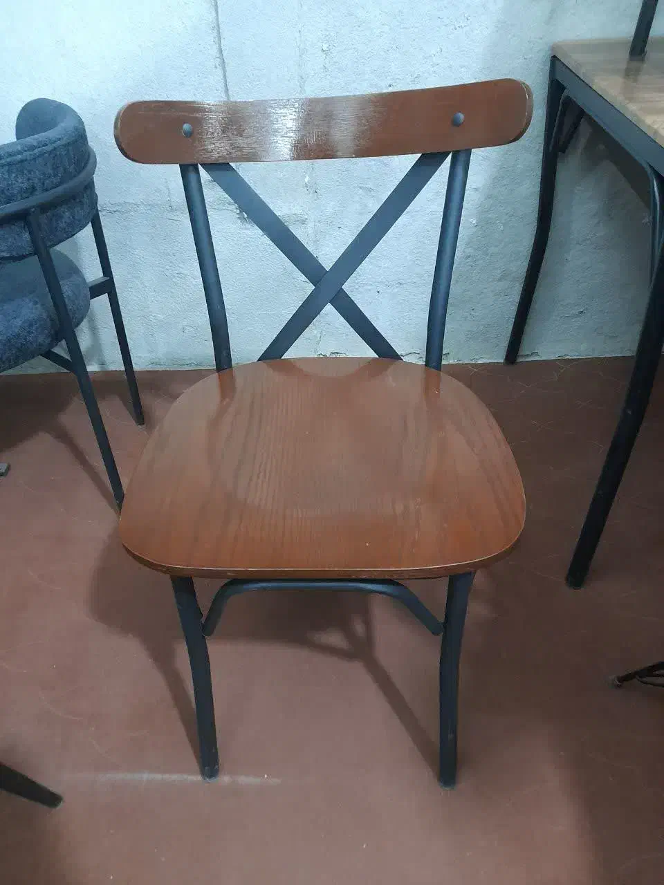 صندلی کارولین تشک مشکی کد ۹. مجموعه بزرگ دوستان|کافیشاپ و رستوران|حمیدیا, |دیوار