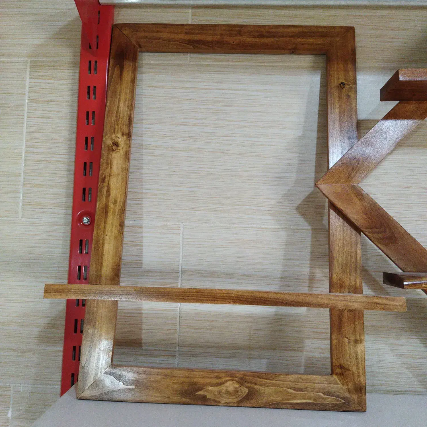 شلف دیواری چوبی مناسب انواع دکوراسیون|کتابخانه، شلف، قفسه‌های دیواری|کرمانشاه, |دیوار