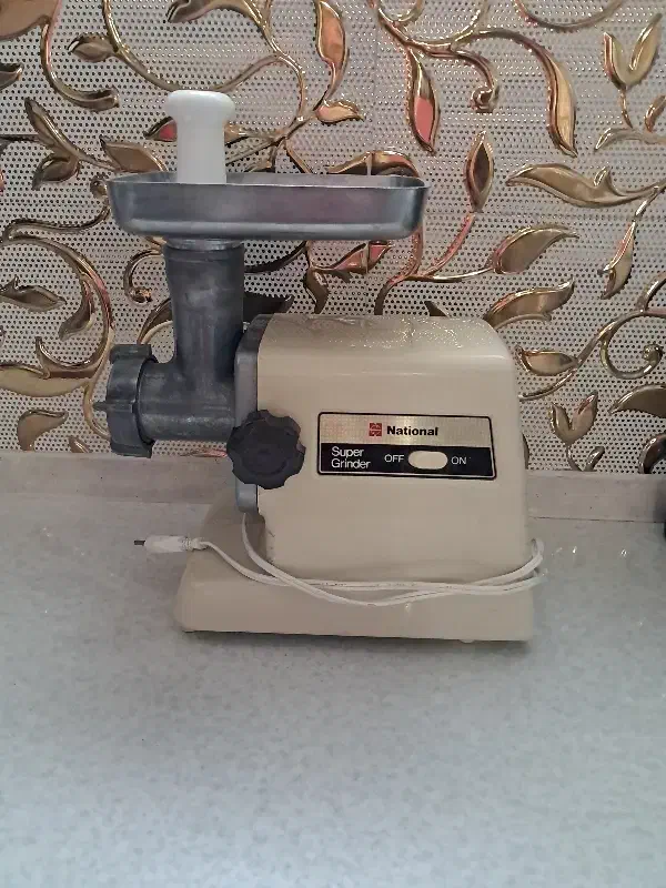 چرخ گوشت ناسیونال ژاپن|سایر لوازم برقی|شاهین‌شهر, شهرک گلدیس|دیوار