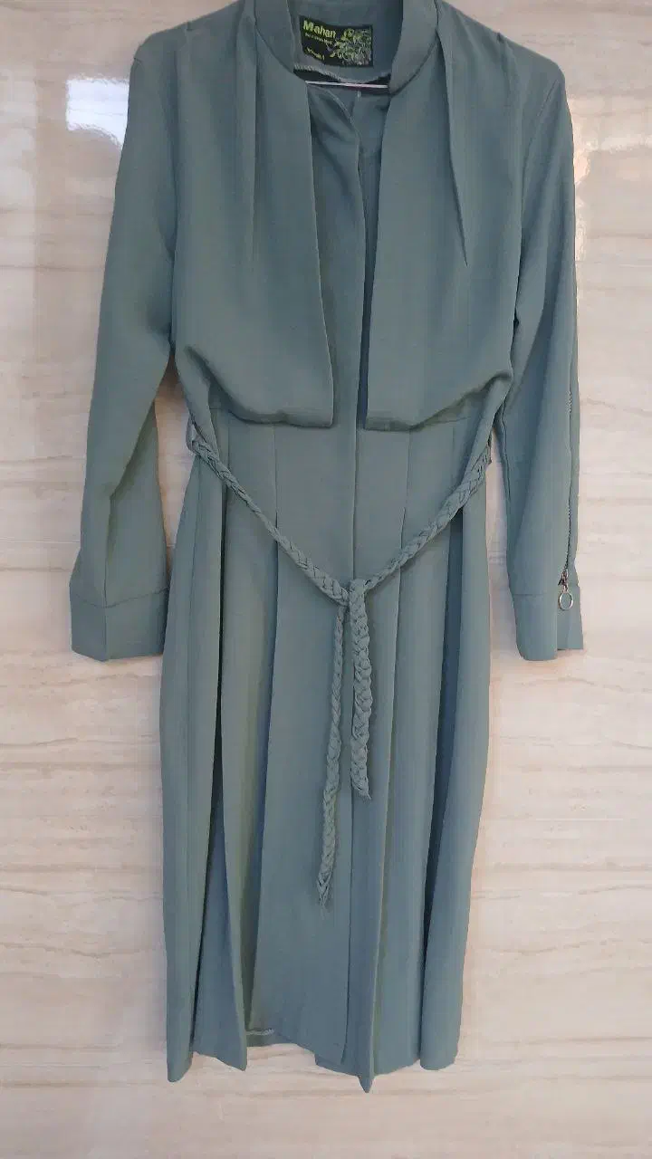 مانتو|لباس|جوانرود, |دیوار