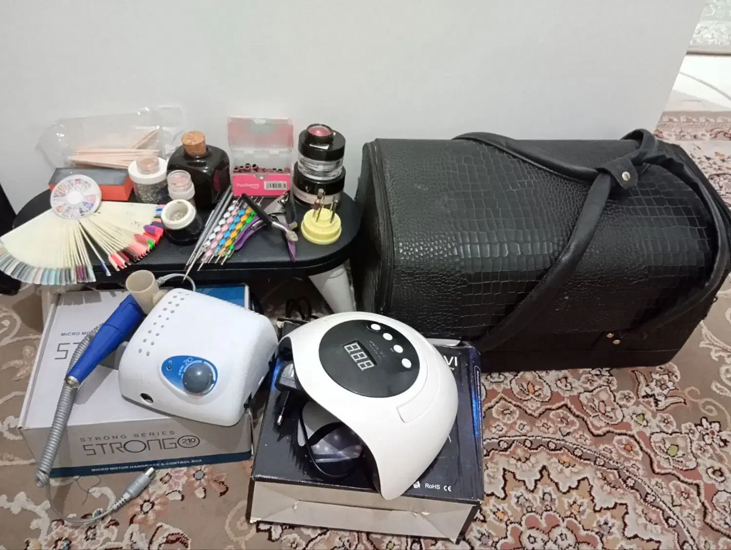 دستگاه و وسایل کاشت ناخن|آرایشی، بهداشتی، درمانی|ملارد, |دیوار