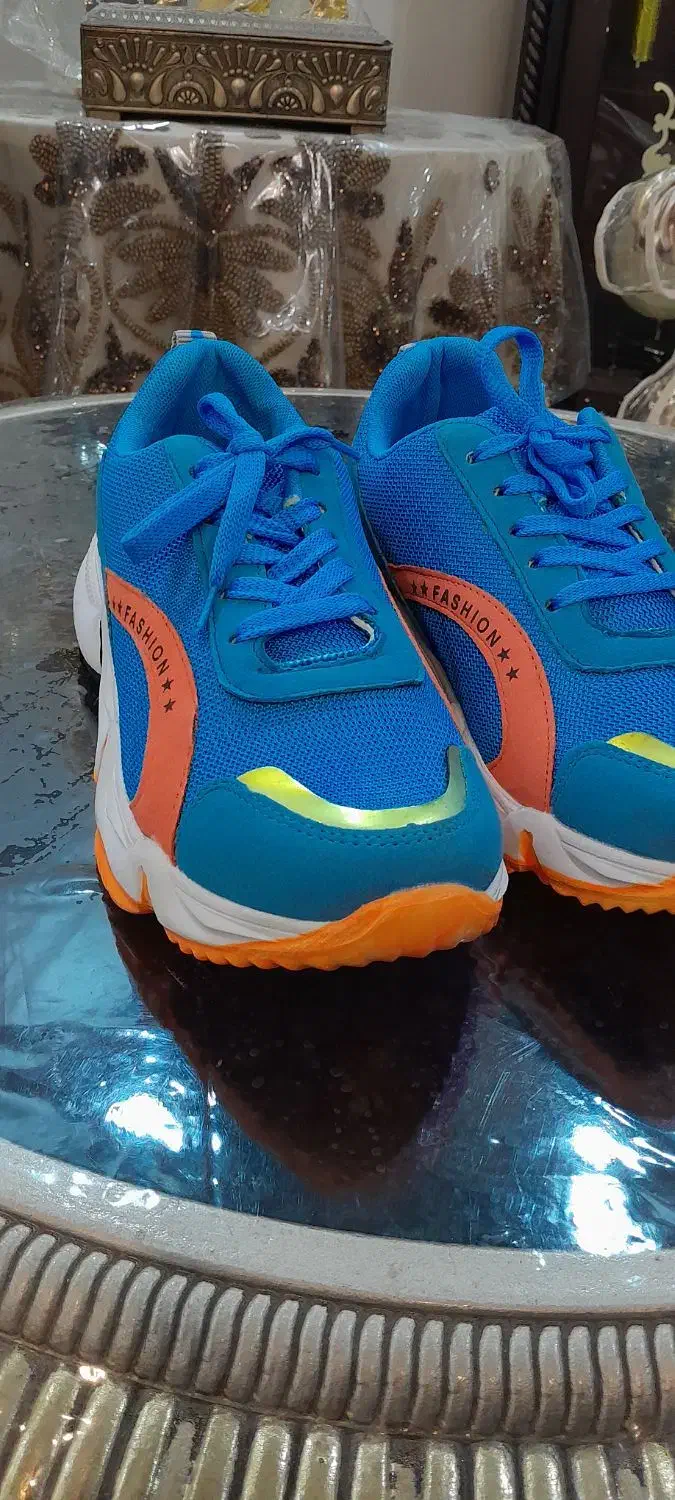 یک جفت کتانی|کیف، کفش، کمربند|تهران, جوادیه|دیوار