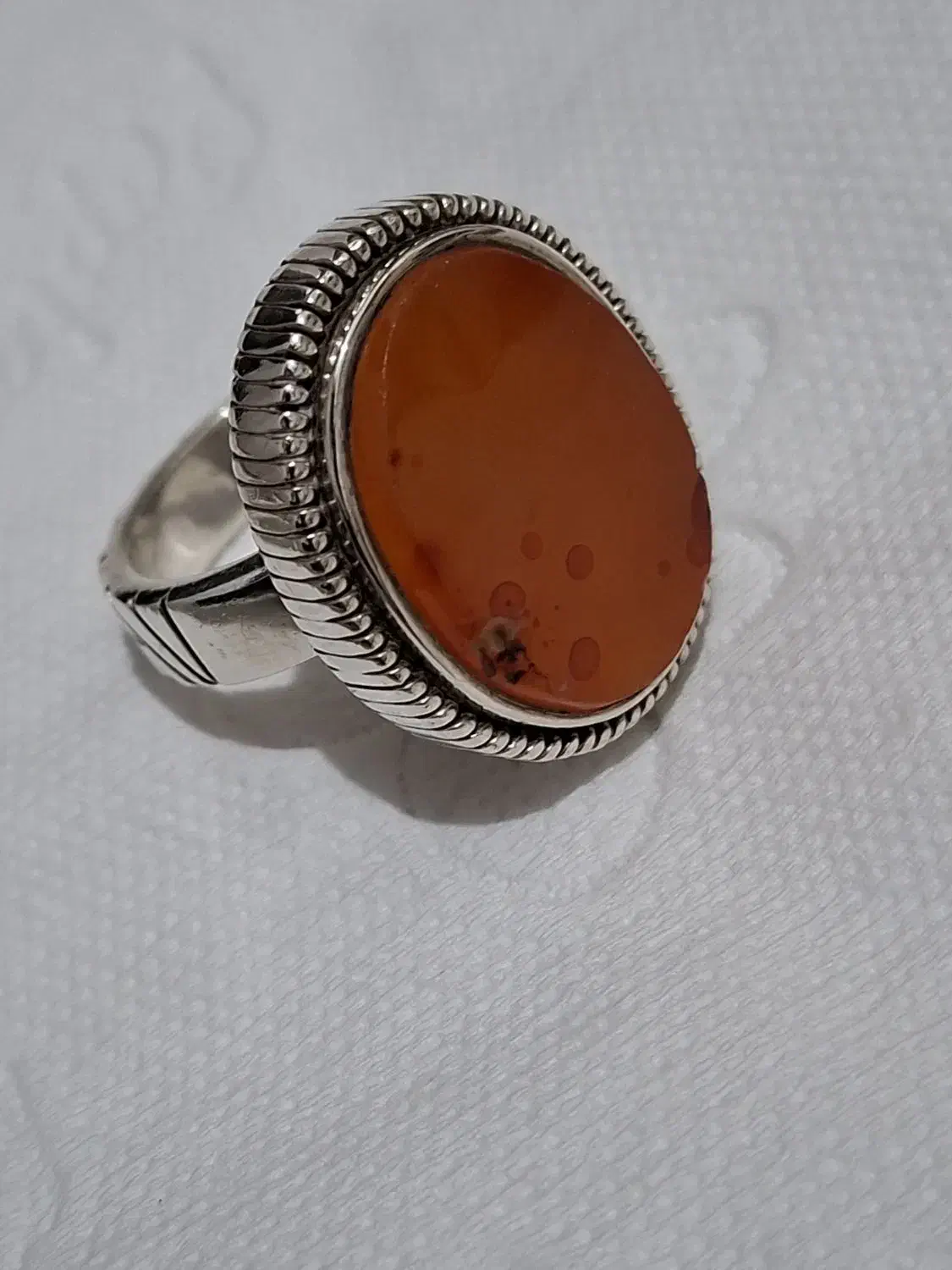 انگشتر دست‌ساز عقیق یمن کهنه|جواهرات|اردبیل, |دیوار