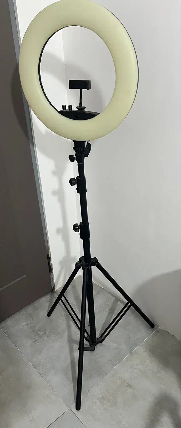 رینگ لایت|دوربین عکاسی و فیلم‌برداری|کرمان, |دیوار