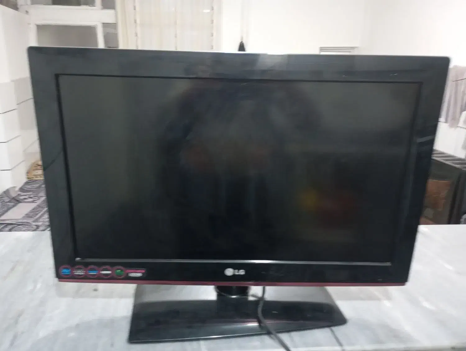 ال جی|تلویزیون و پروژکتور|خمینیشهر, |دیوار