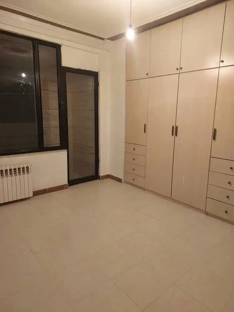 فروش گاراژ ۷۰۰ متر سند تک برگ محدوده دولت آباد|فروش مغازه و غرفه|کرمانشاه, |دیوار