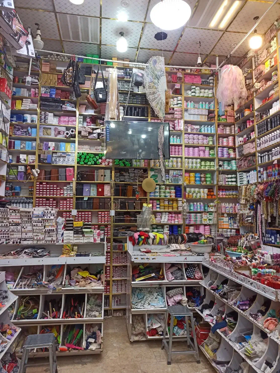 استخدام جهت فروشندگی|استخدام بازاریابی و فروش|زابل, |دیوار