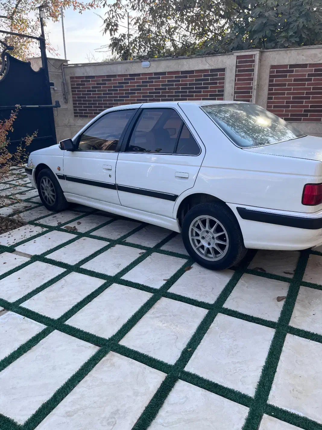 پرشیا مدل ۸۸ بی رنگ دنده اتوماتیک|خودرو سواری و وانت|کرج, چمن|دیوار