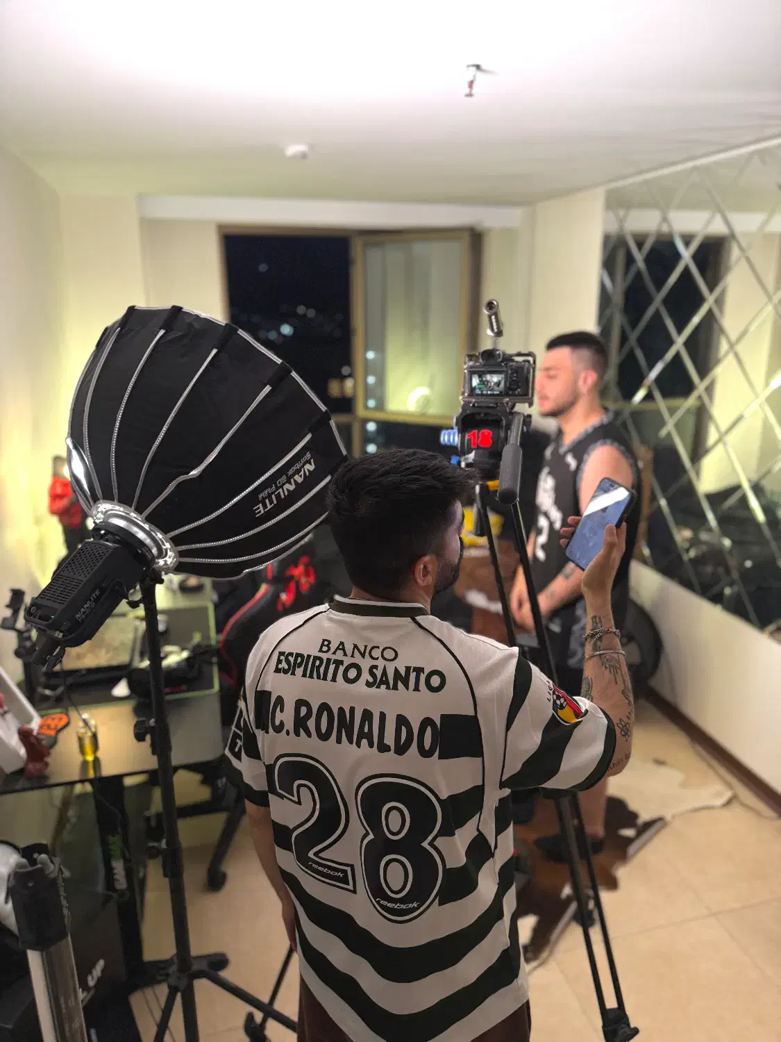 تدوینگر و ادیتور|استخدام هنری و رسانه|تهران, ولنجک|دیوار