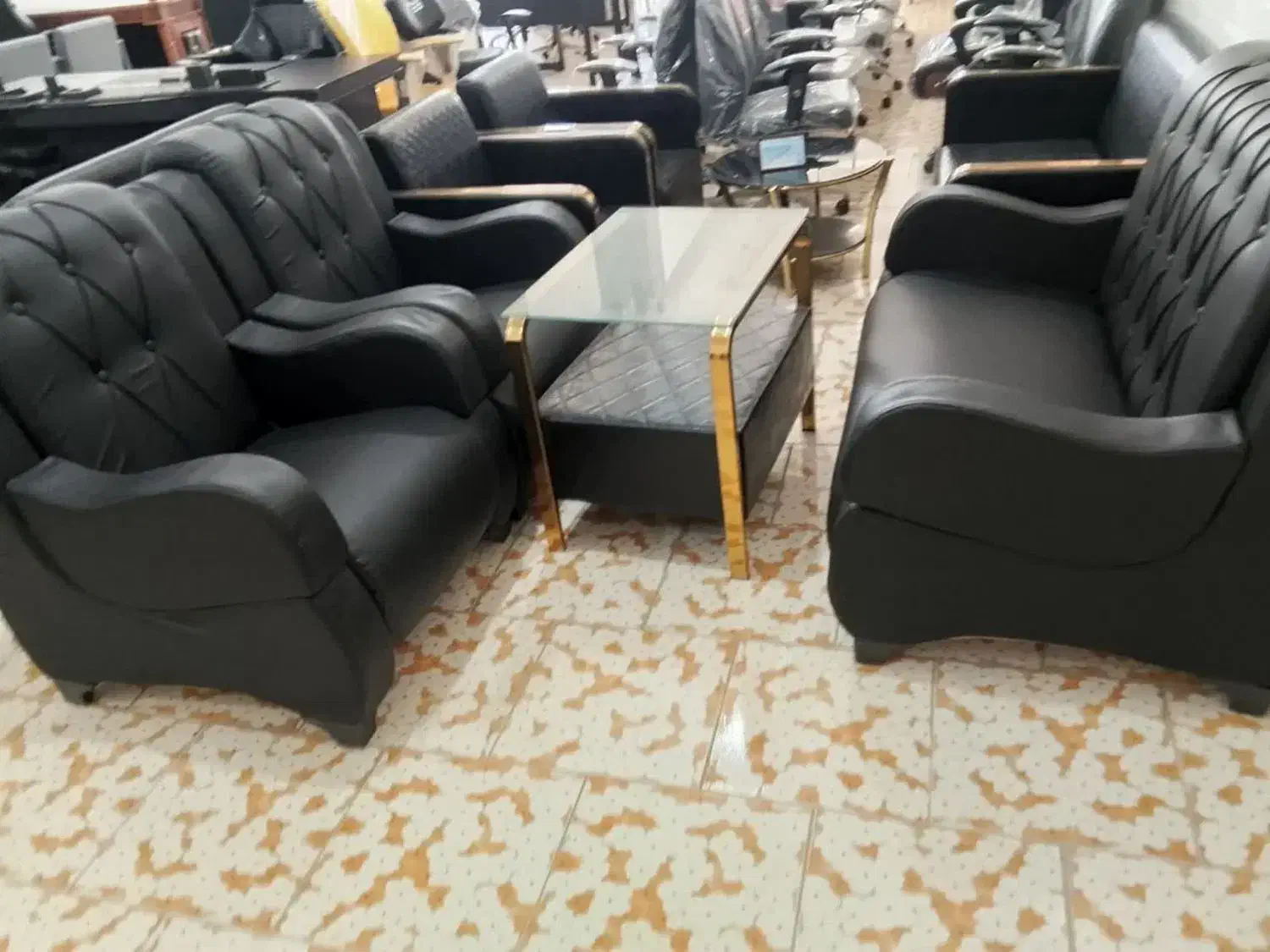 جلو مبلی و زیرپایی|مبلمان خانگی و میز عسلی|حمیدیا, |دیوار