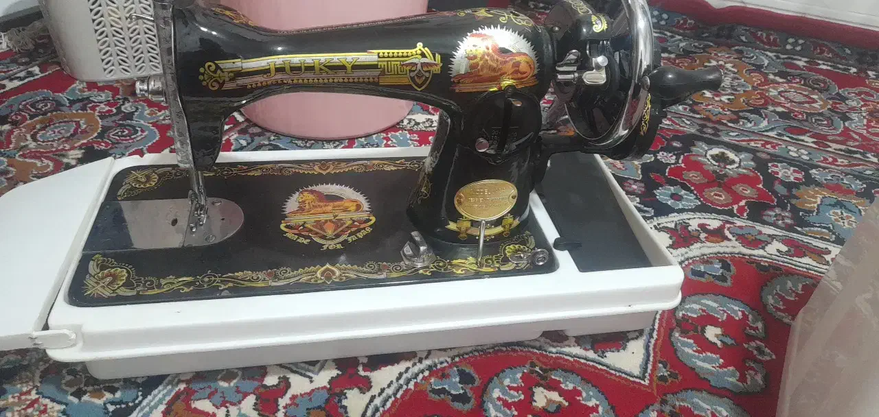 چرخ خیاطی|چرخ خیاطی و ریسندگی|نهاوند, |دیوار