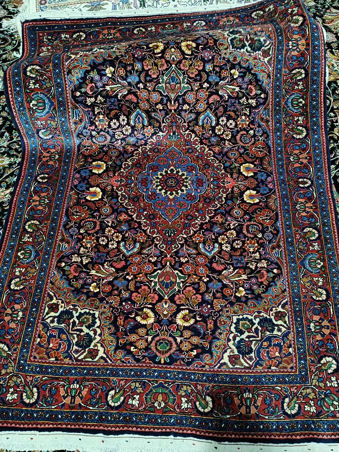 فرش انتیک|فرش|ورامین, ورامین|دیوار