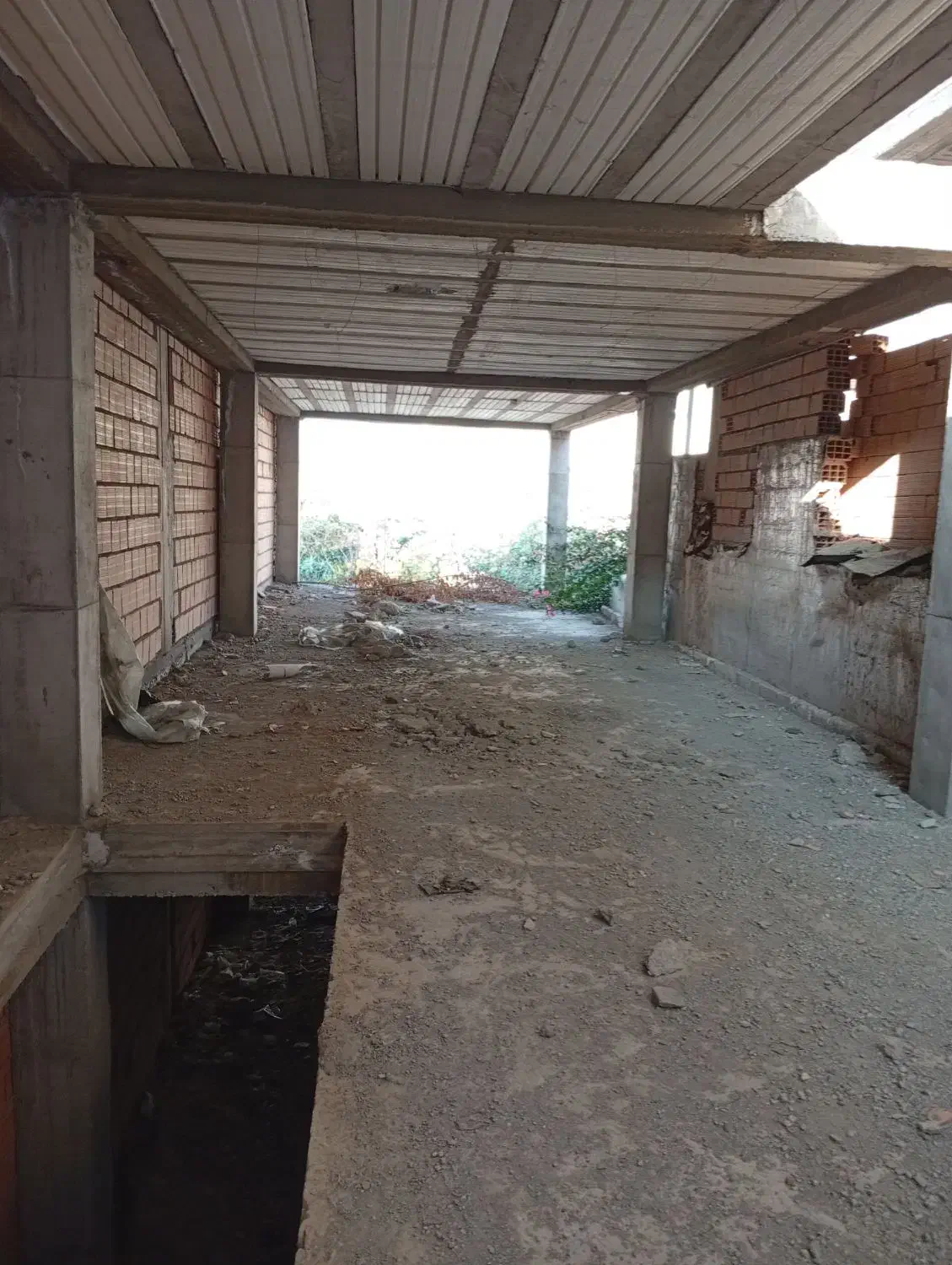 خونه ویلایی اسکلت بشتر ۶کوچه۱۱|فروش خانه و ویلا|مینودشت, |دیوار