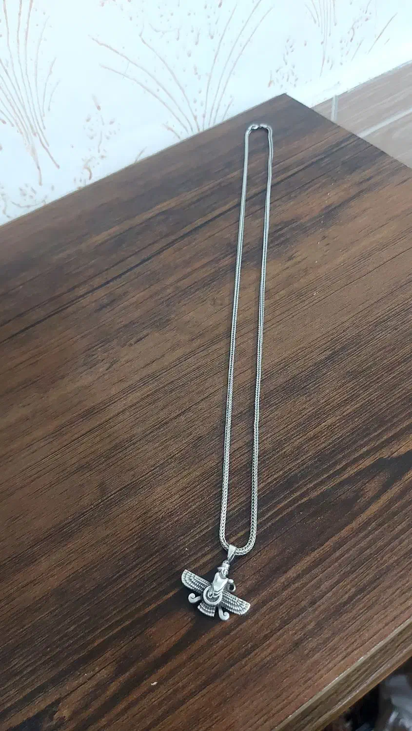 گرنبندنقره ایتالیا .|جواهرات|دورود, |دیوار