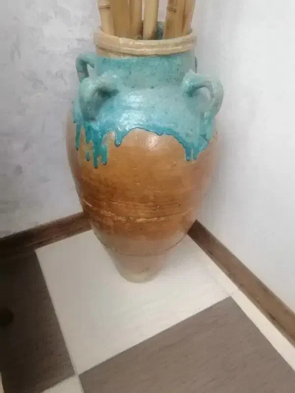 خمره قدیمی|کلکسیون اشیاء عتیقه|اراک, |دیوار