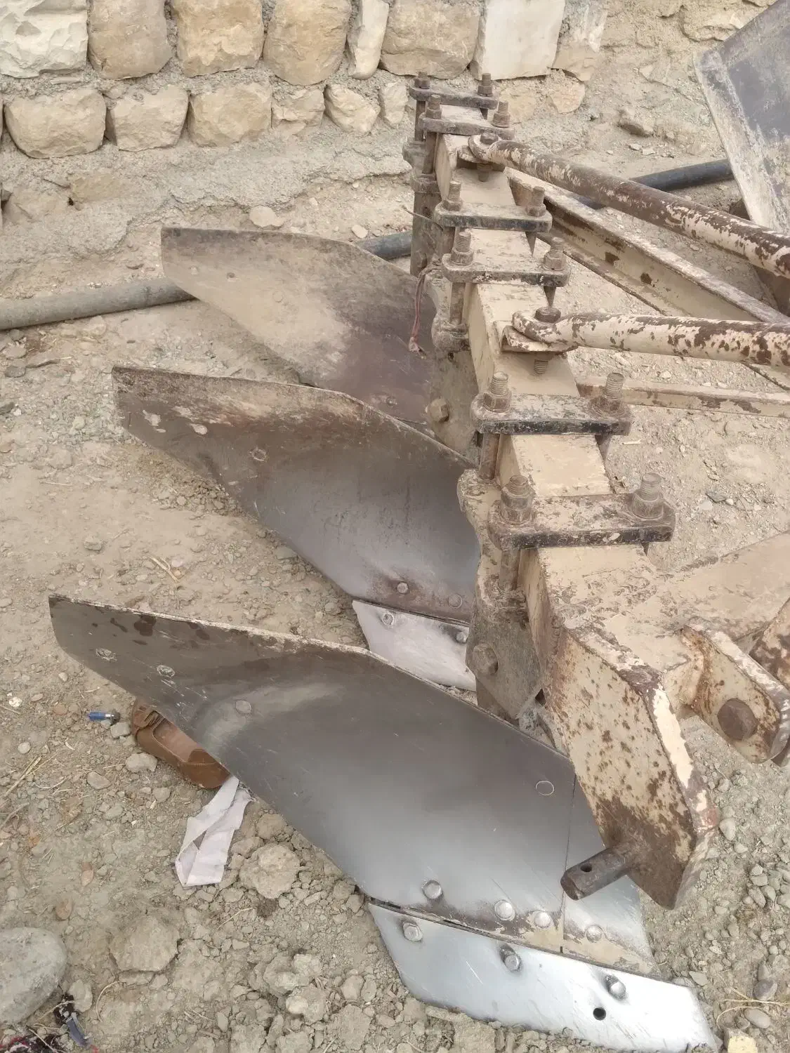 گاوآهن|قطعات یدکی و لوازم جانبی|جزمان, |دیوار