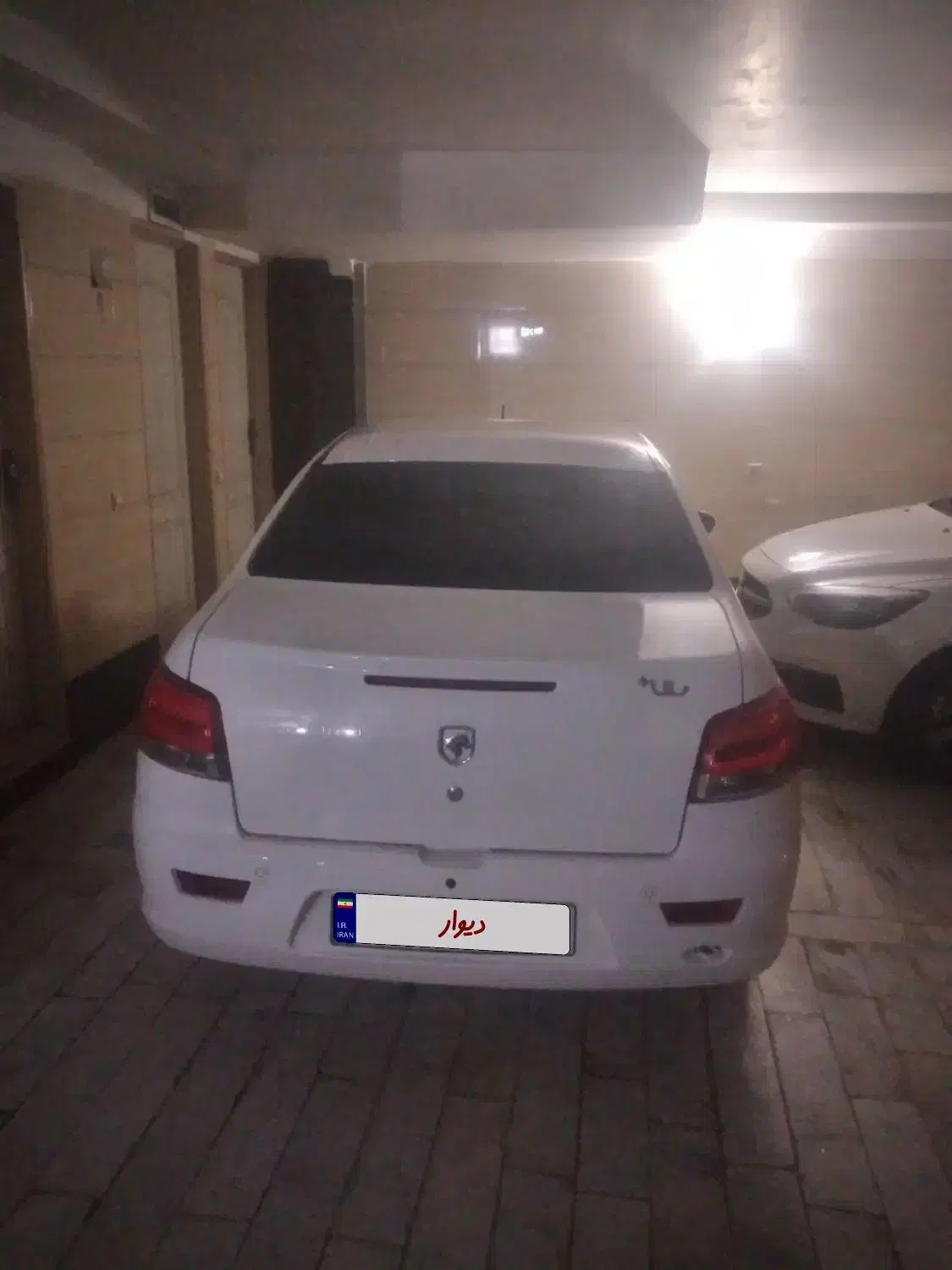 رانا پلاس آخر ۴۰۱|خودرو سواری و وانت|الوند, |دیوار