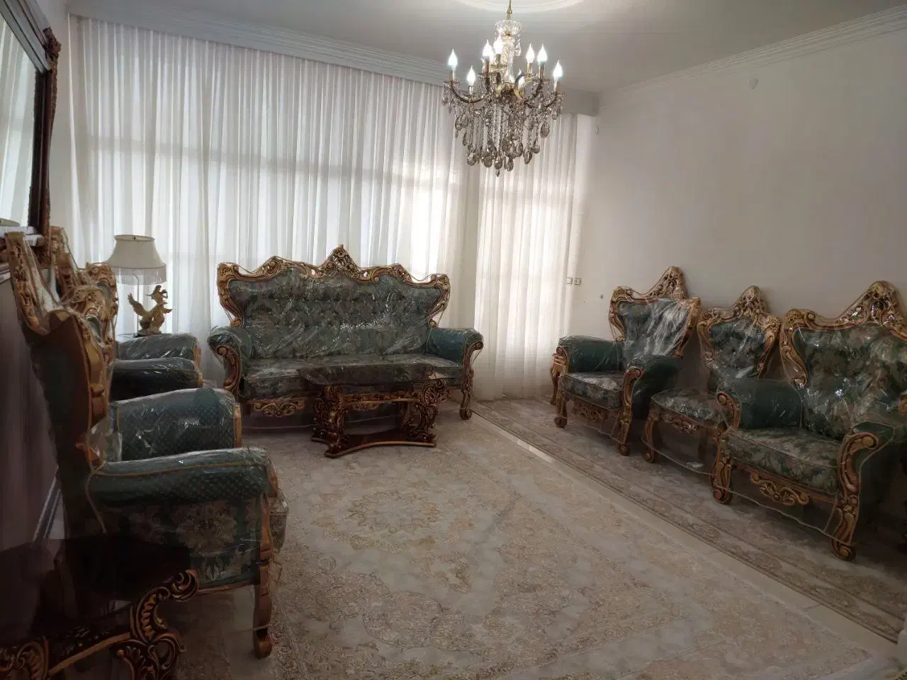 مبل ۹ نفره|مبلمان خانگی و میز عسلی|تهران, شهرک آزادی|دیوار