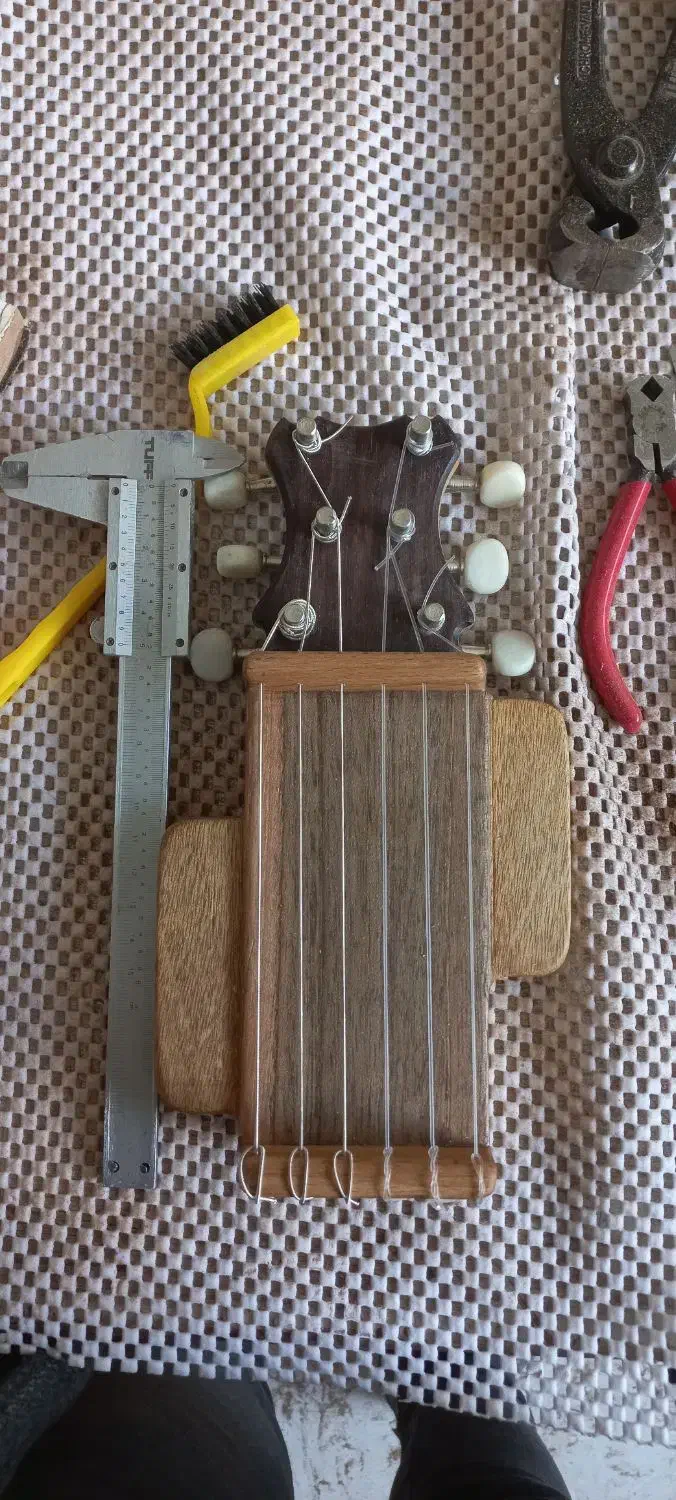 گیتار سایلنت کارگاهی|گیتار، بیس، امپلیفایر|مشهد, انقلاب|دیوار