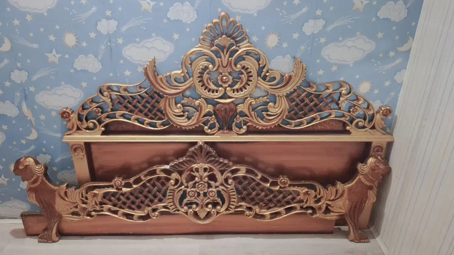 سرویس خواب و کنسول چوب با تشک به همراه آینه دراور|تخت و سرویس خواب|پاکدشت, پاکدشت (مامازند)|دیوار