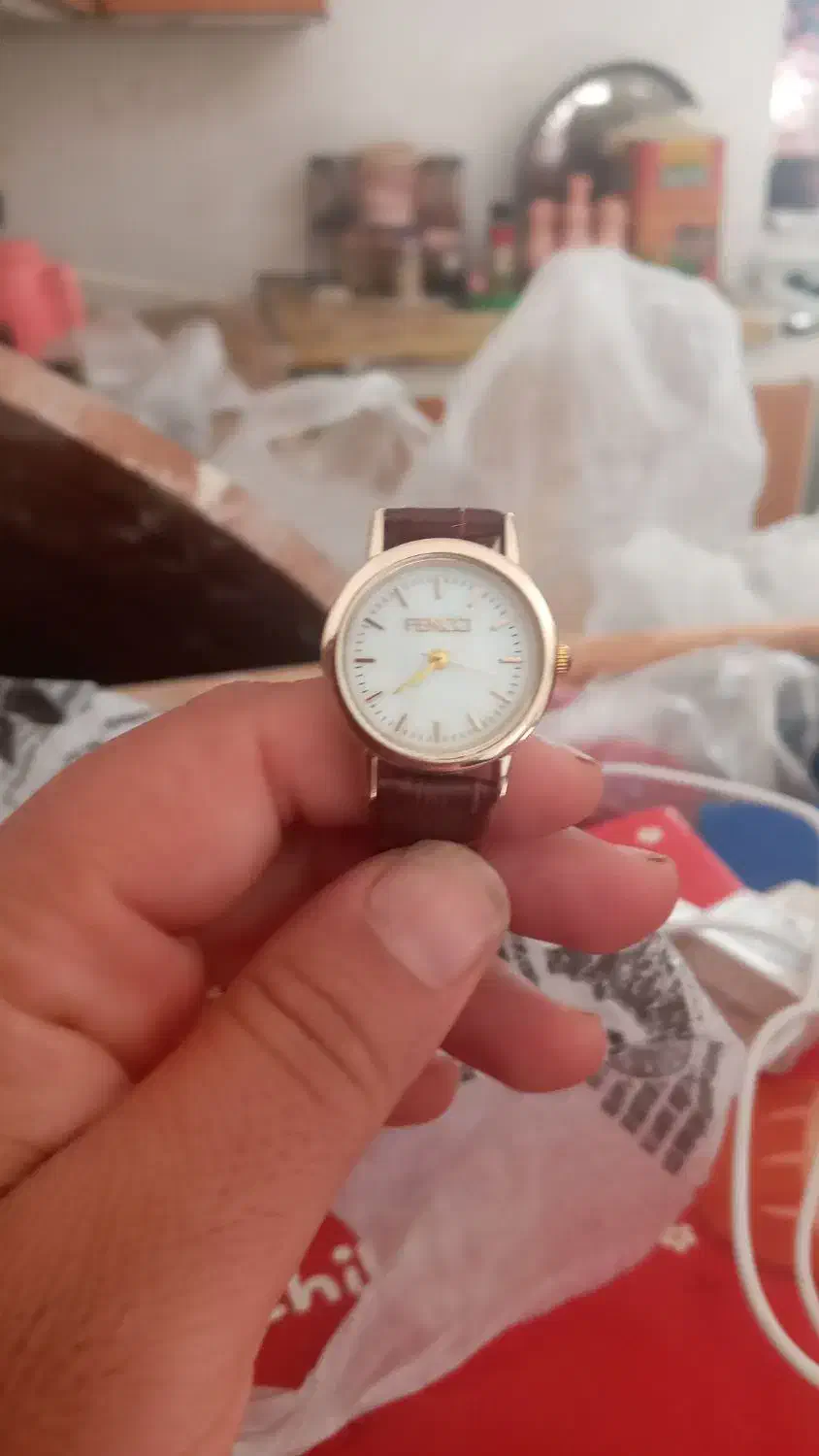 ساعت  دستی. نو است|ساعت|شوشتر, |دیوار