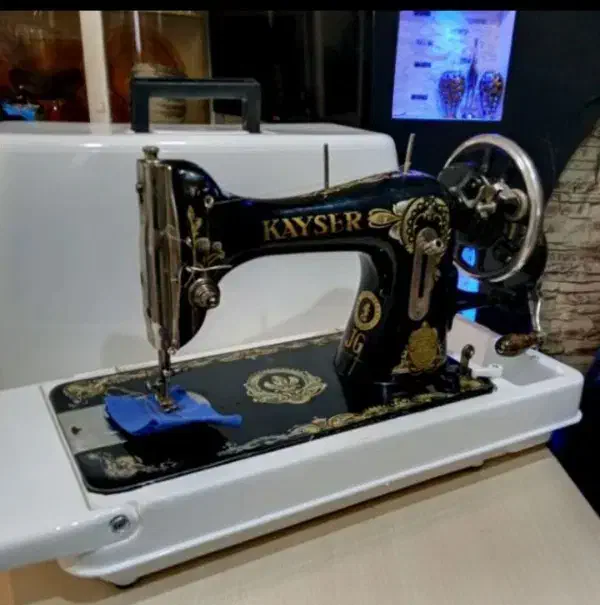 چرخ خیاطی آلمانی|چرخ خیاطی و ریسندگی|نورآباد, |دیوار