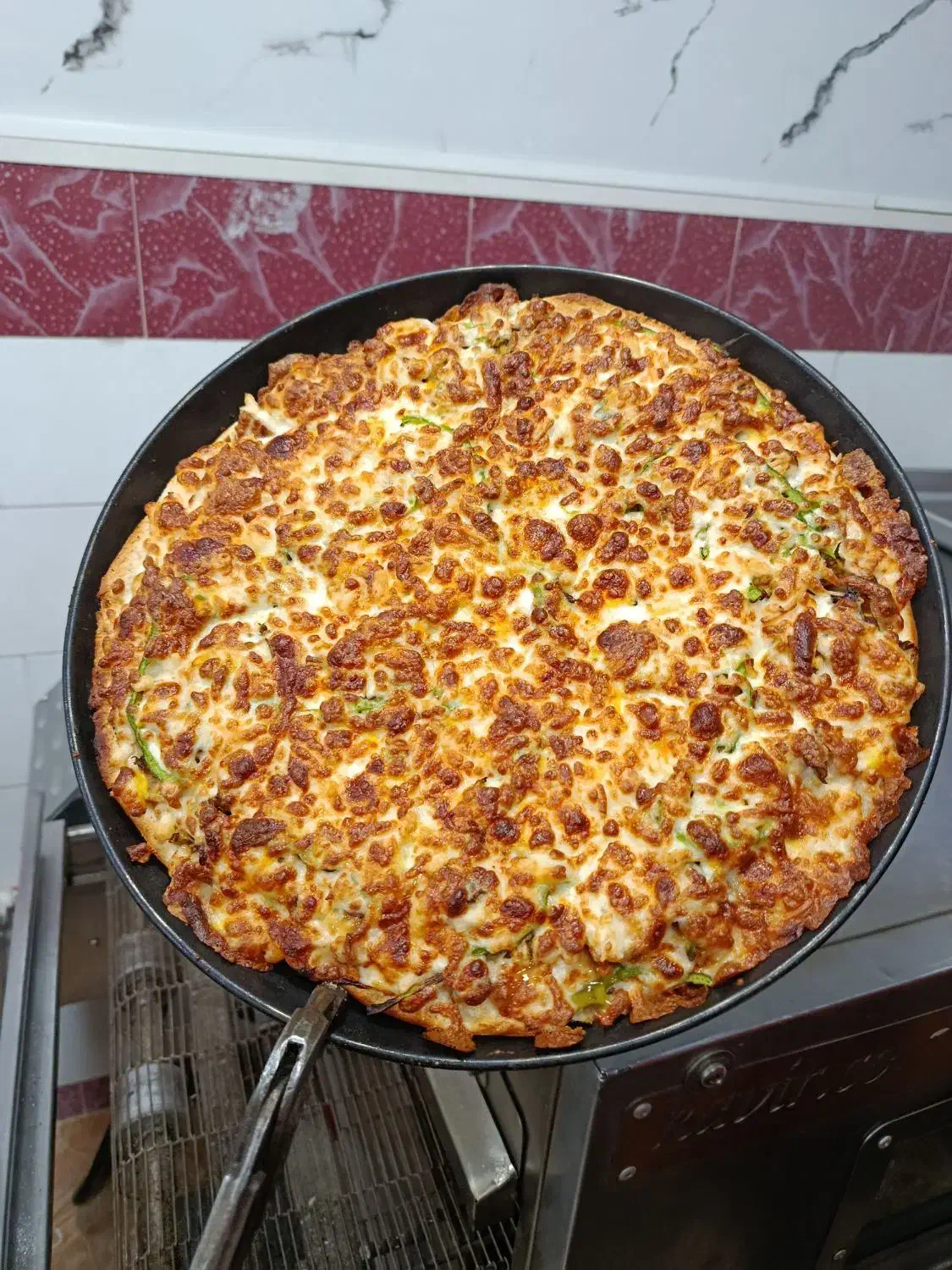 فر کار ساندویچ و منشی|استخدام خدمات فروشگاه و رستوران|تاکستان, |دیوار