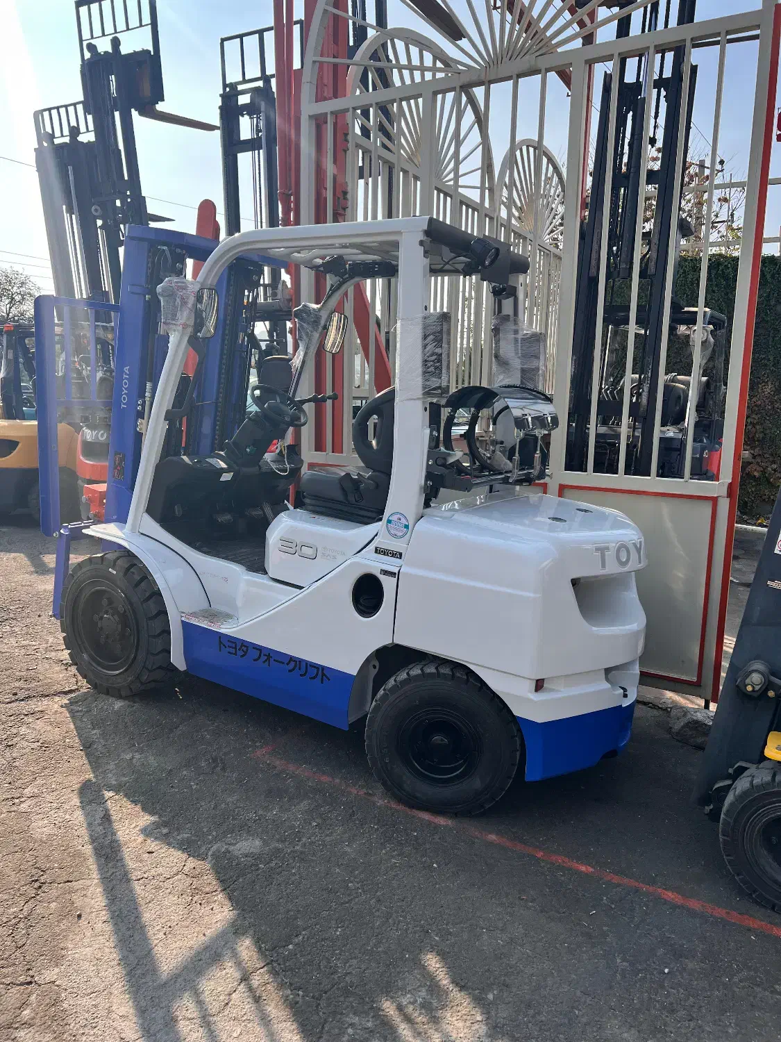 لیفتراک تبریز|خودرو سنگین|تبریز, |دیوار