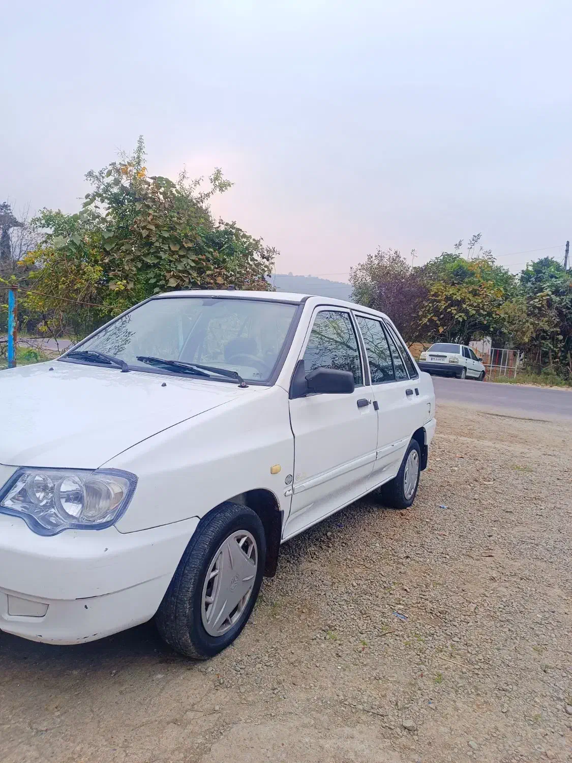 132سفید مدل 87بی رنگ شاسی پلمب دوگانه کارخانه|خودرو سواری و وانت|رشت, بازار|دیوار