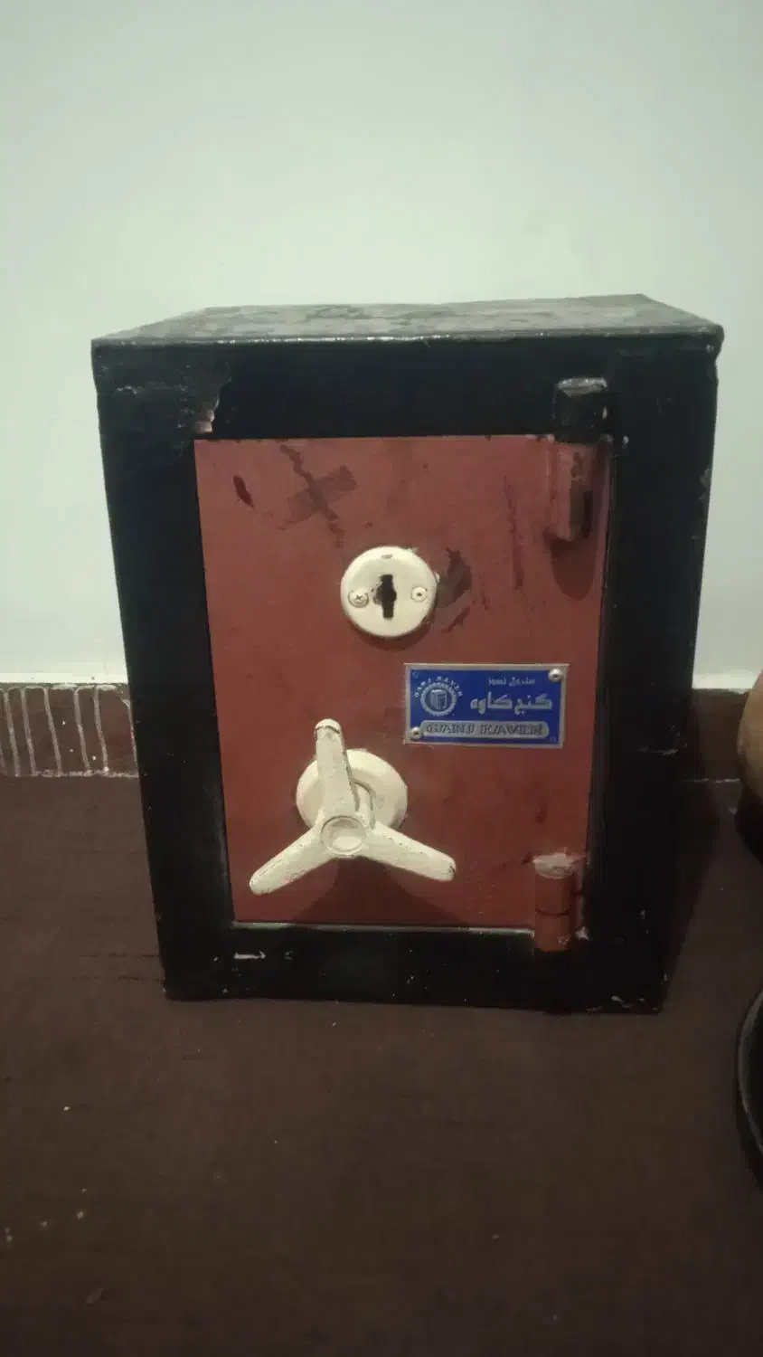 فروش گاوصندوق کوچیک وجادار|فروشگاه و مغازه|بوکان, |دیوار