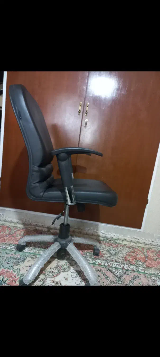 صندلی|مبلمان اداری|اراک, |دیوار